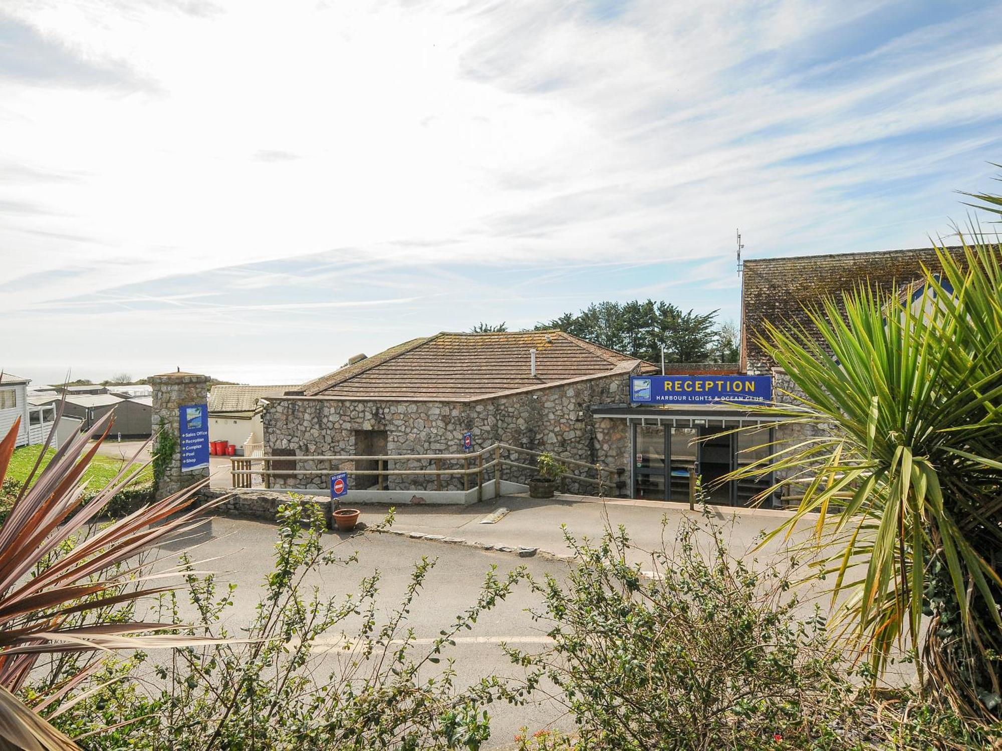 Tb Chalet T37 At Landscove Holiday Park Brixham Exterior photo