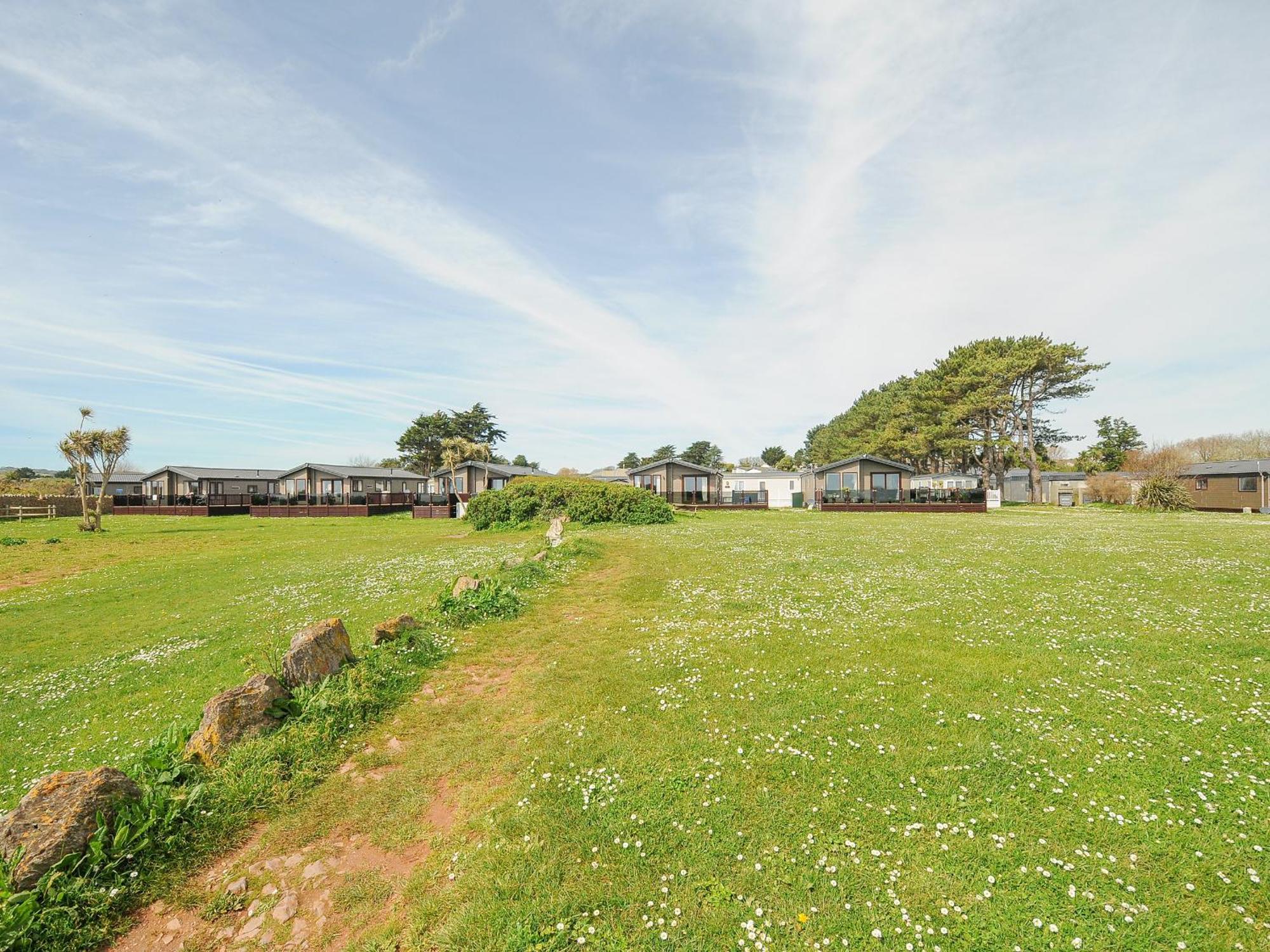 Tb Chalet T37 At Landscove Holiday Park Brixham Exterior photo