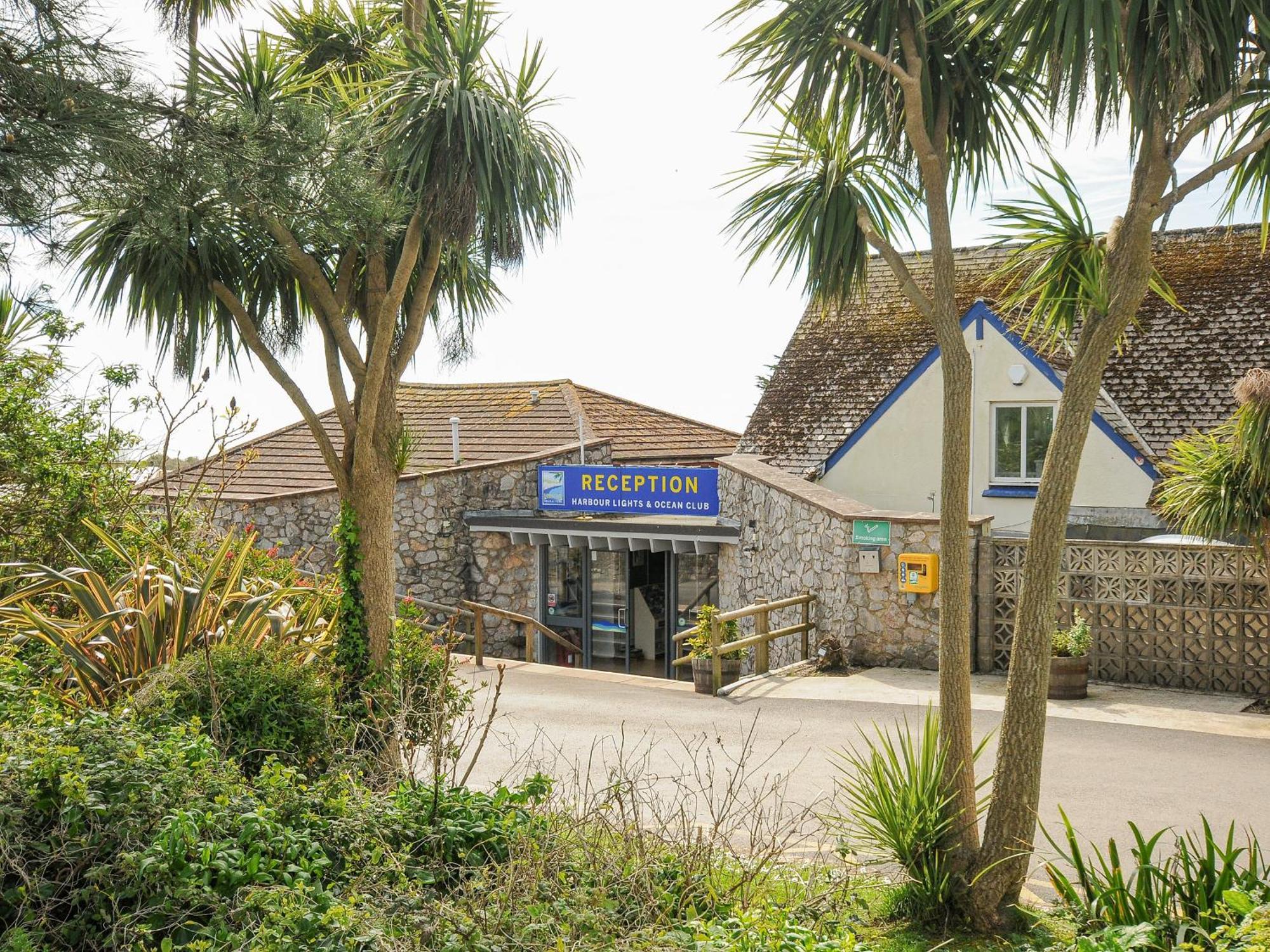 Tb Chalet T37 At Landscove Holiday Park Brixham Exterior photo